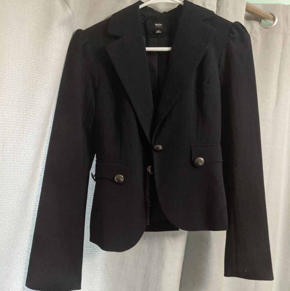 Black structured blazer